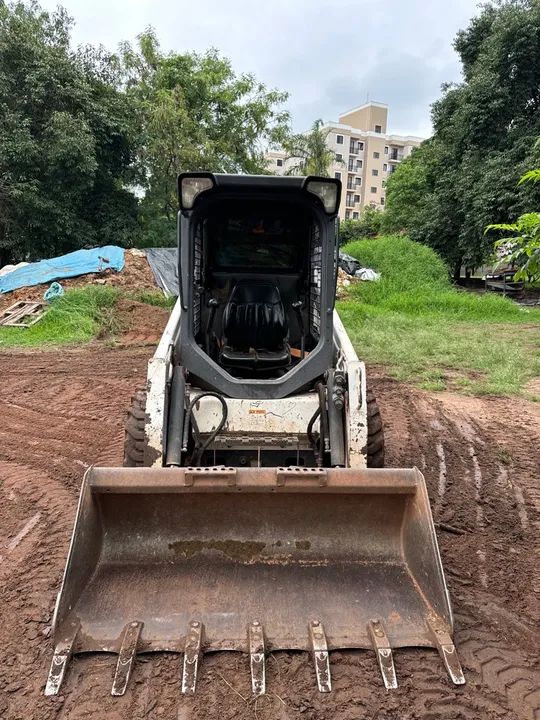 Bob cat mini carregadeira S450 - 2015 - Foto 2