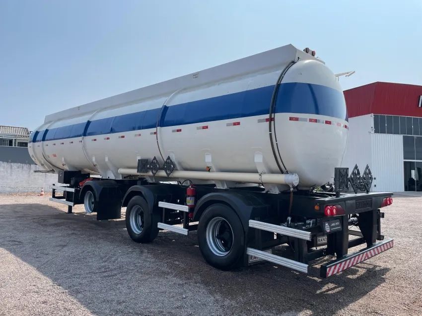 CARRETA TANQUE RANDON VANDERLEIA 43 MIL LITROS ANO 2012 - Foto 6