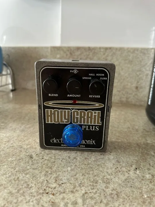Pedal reverb Electro Harmonix Holy Grail Plus