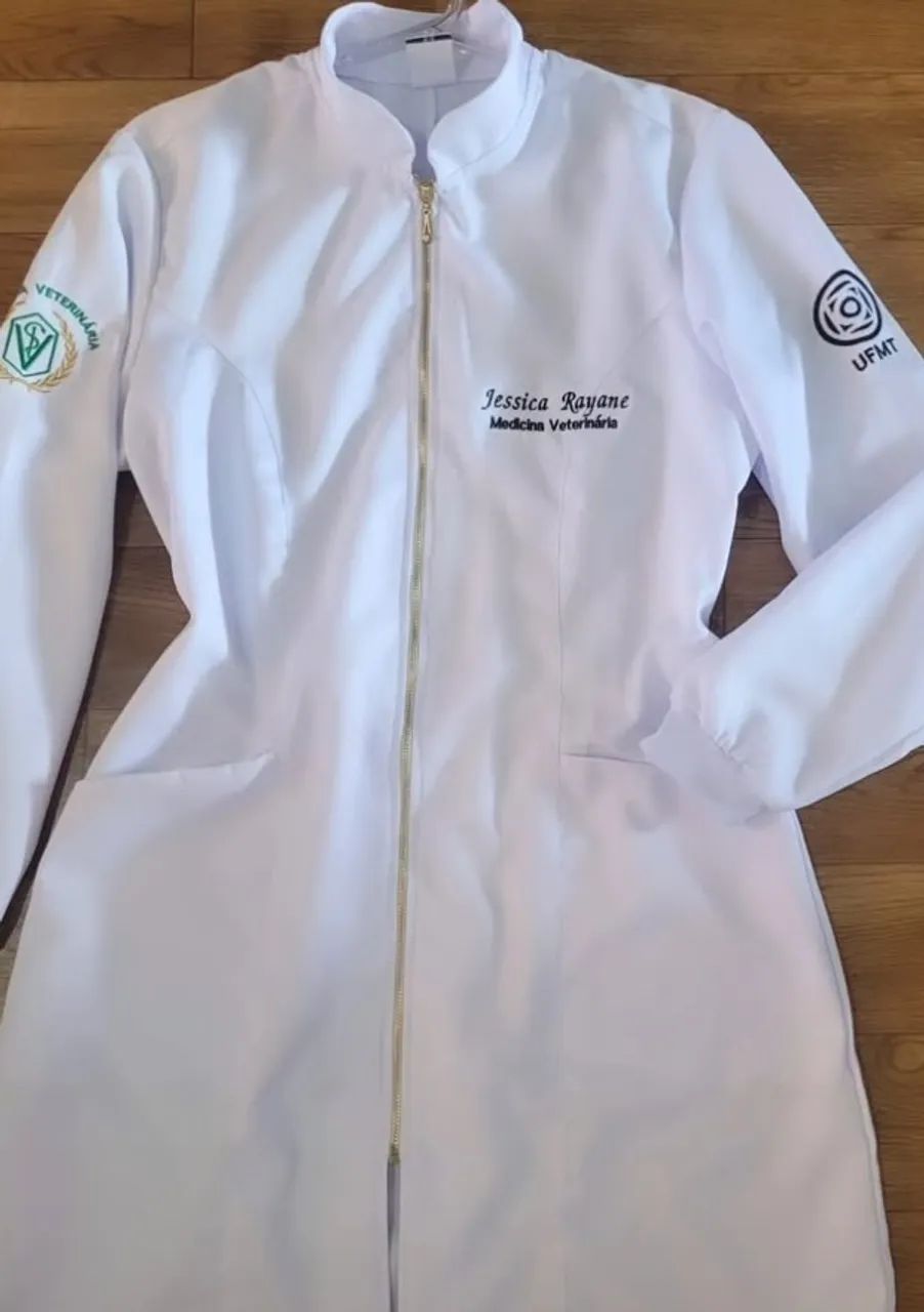 Conjuntos e jalecos fabricantes 