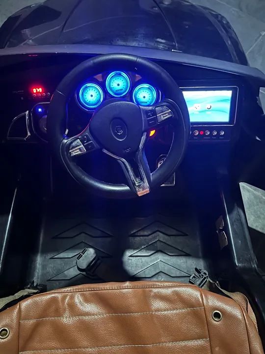 Carro Elétrico Infantil SUV Preto - Foto 4