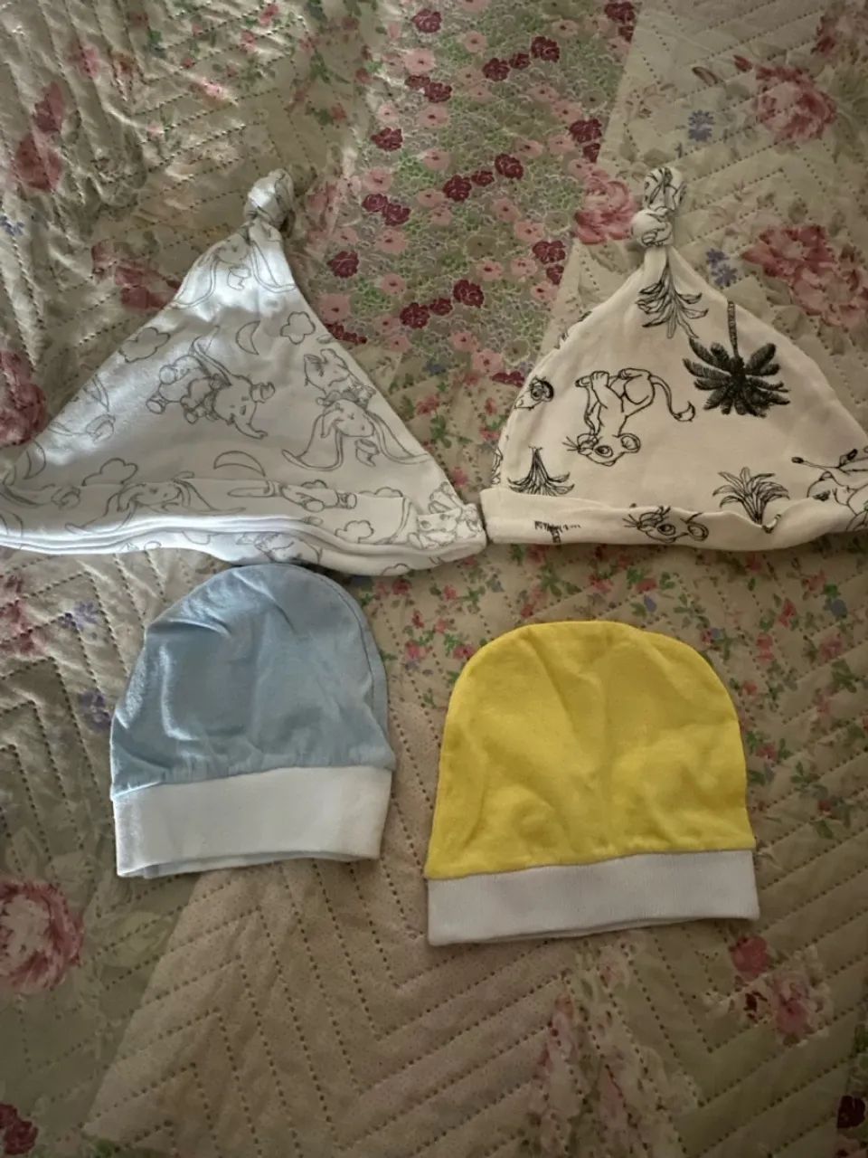 4 Gorros de Bebê - Foto 2