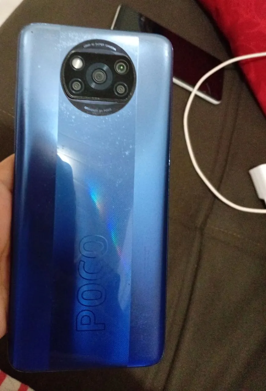 Celulares Samsung A06 e Poco X3 Pro