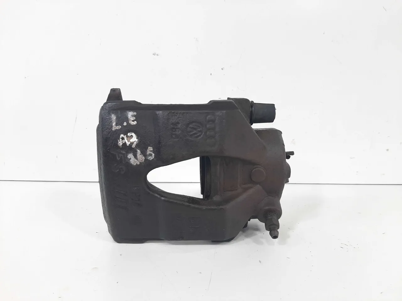 Pinça Freio Dianteiro Esquerdo Audi A3 1.6 1997 1998 A 2003