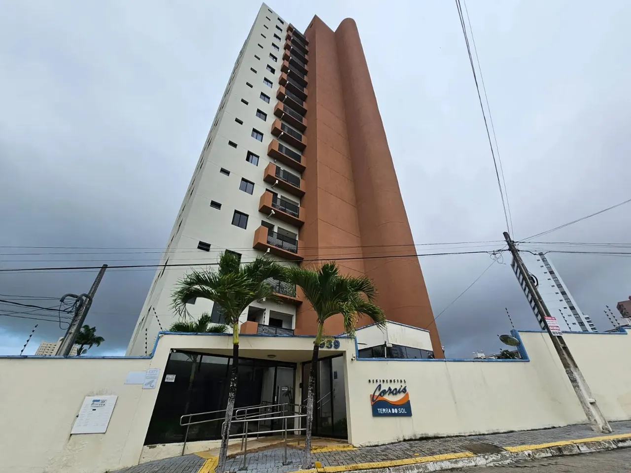 Belíssimo Apartamento 03 Suítes 98M² No Corais Terra do Sol - Capim Macio