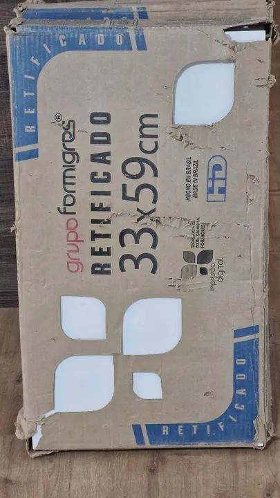 Revestimento cerâmico retificado 33x59 branco polido