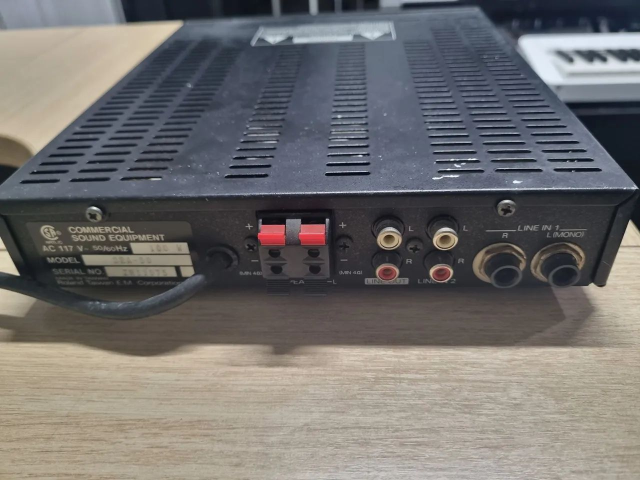 Amplificador Roland SRA-50 - Foto 3