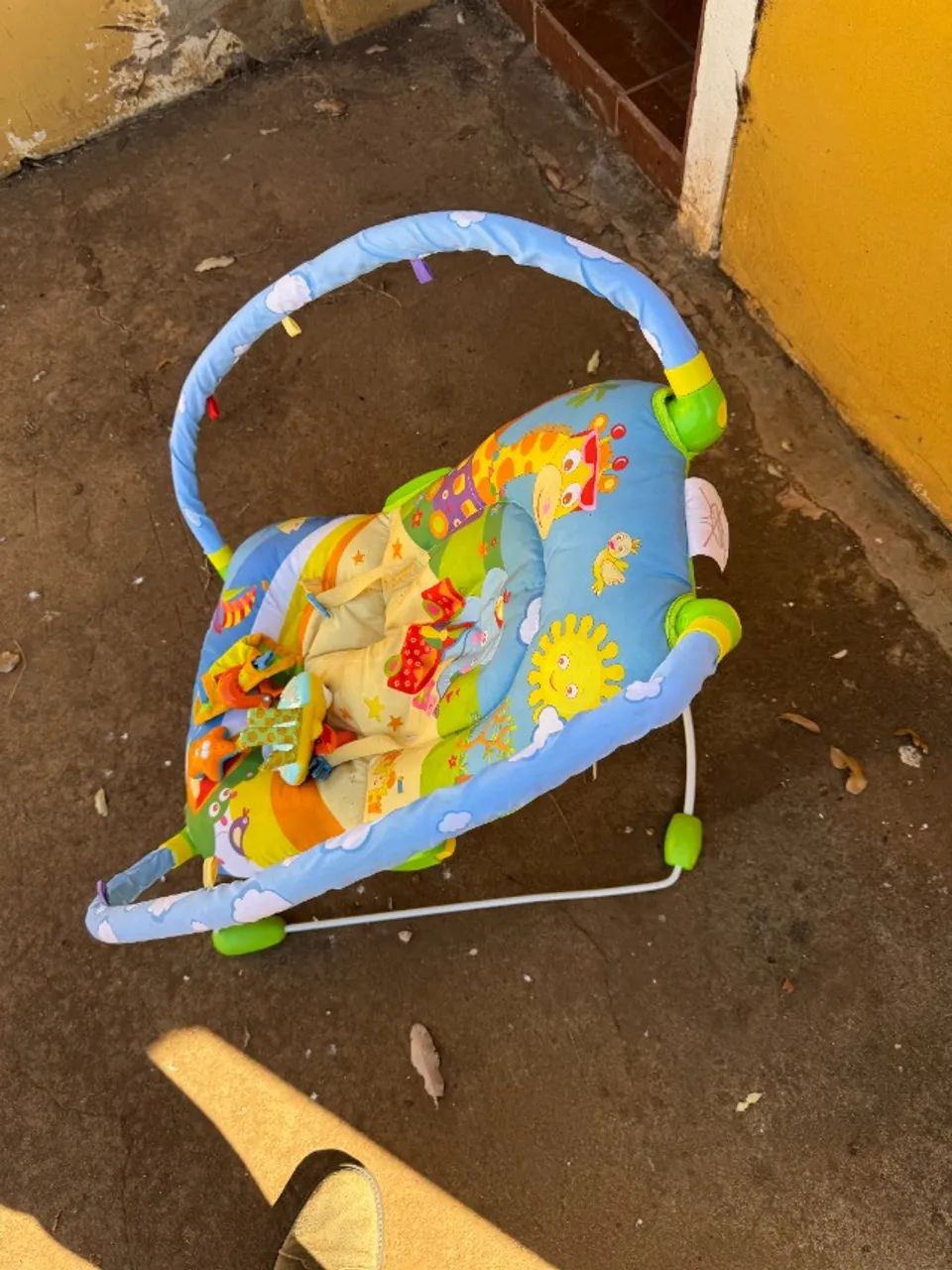 Cadeirinha de balanço para bebê - Foto 4