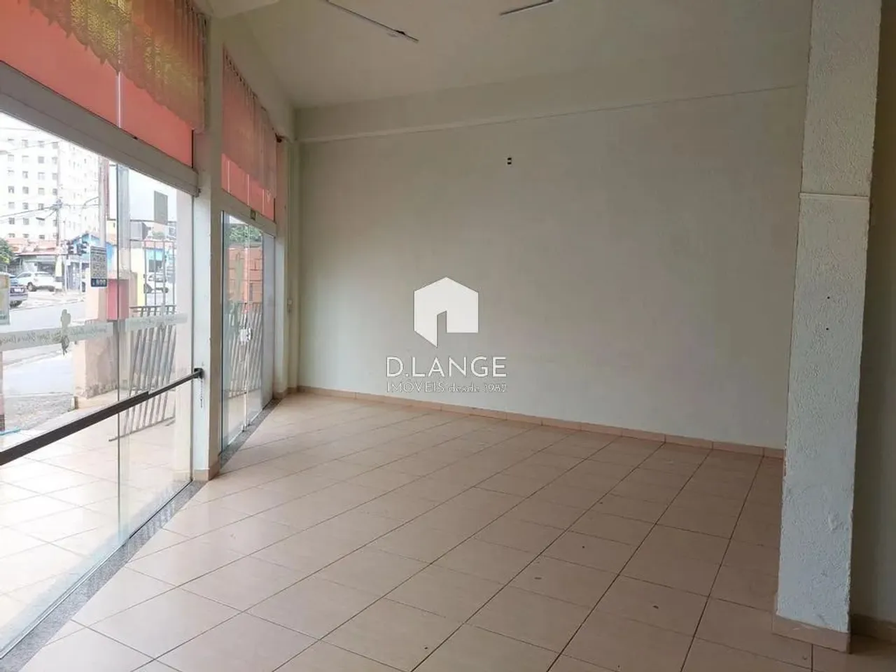Salão para locação no bairro Jardim Guanabara em Campinas