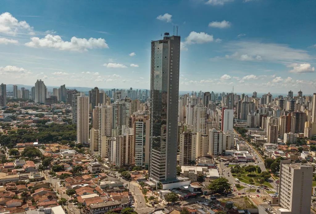 Kingdom Park Residence com 5 suítes 482m²- Nova Suiça - Goiânia - GO