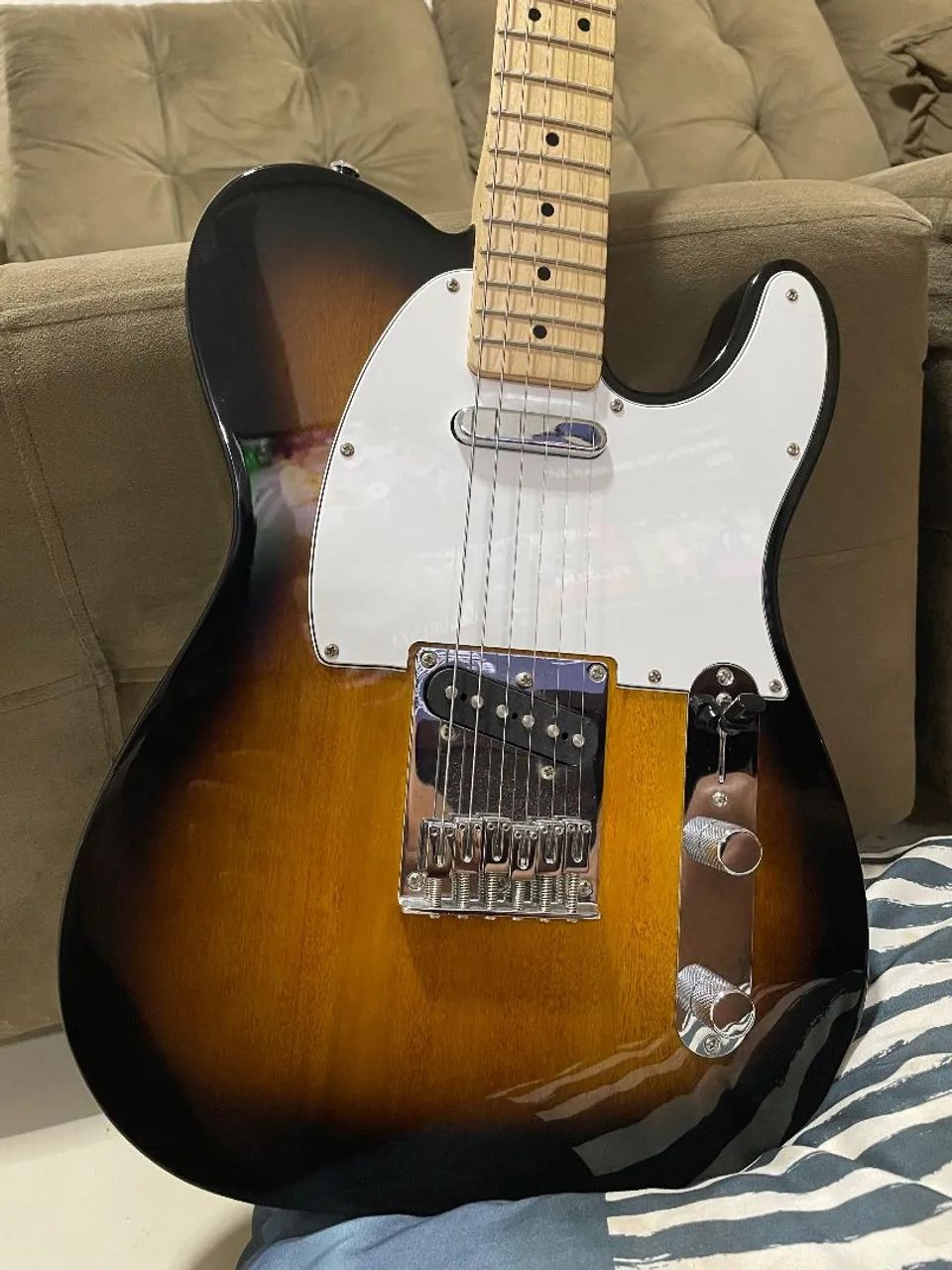 Guitarra Fender, squier affinity Telecaster Sunburst - Foto 4