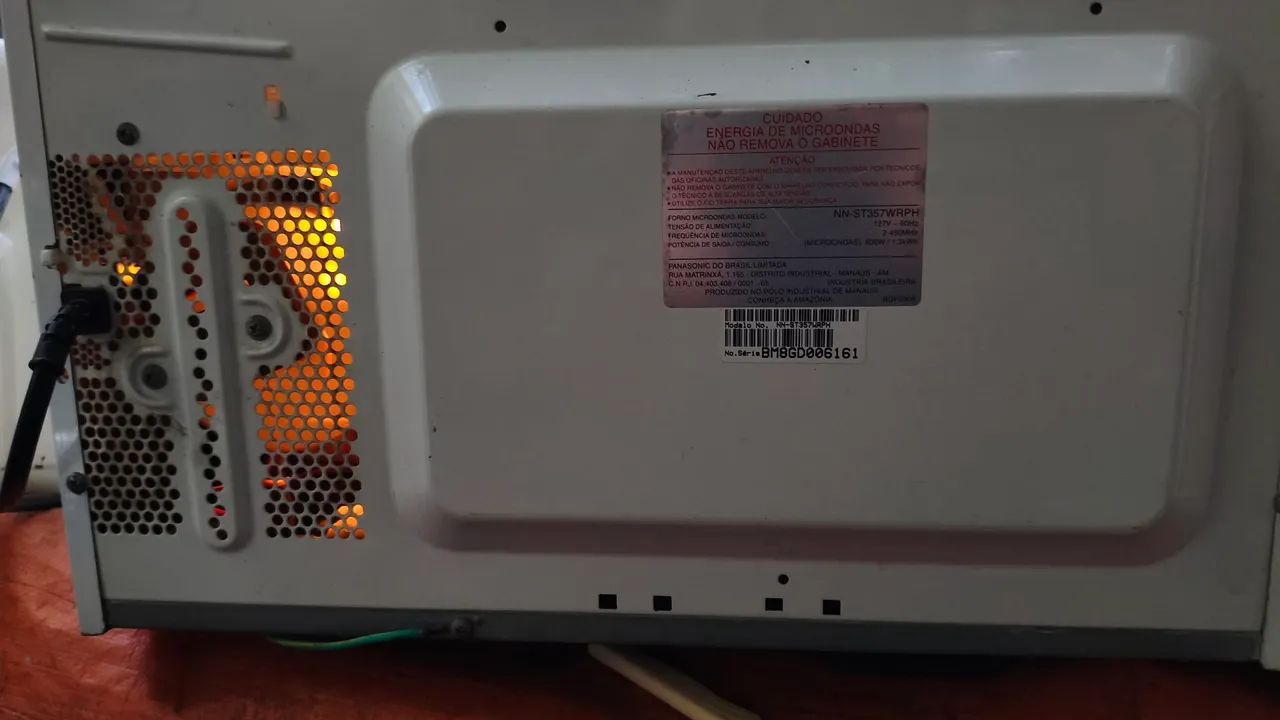 Micro-ondas Panasonic Piccolo 23 litros  - Foto 3
