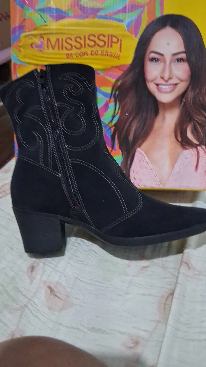 Bota Mississipi Preta - novo nunca usei ainda esta na caixa N° * zap