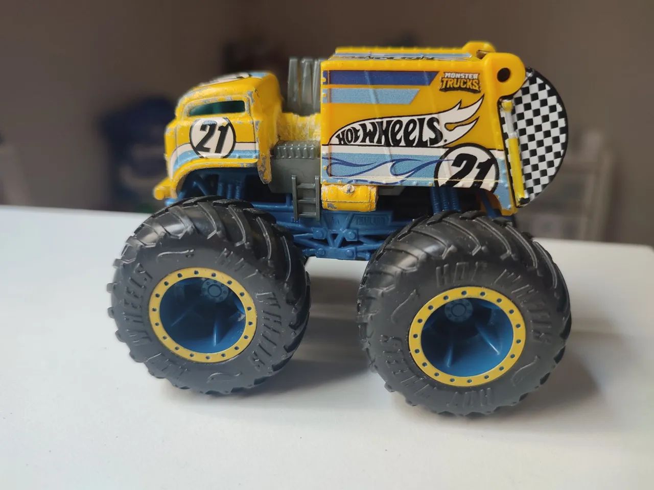 Carrinho Monster Truck Hot Wheels