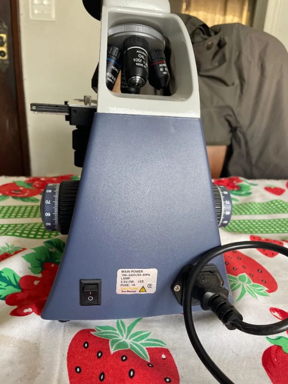 Microscópio Biológico Binocular Global Optics LED 1000x - Seminovo, Perfeito Estado - Foto 2