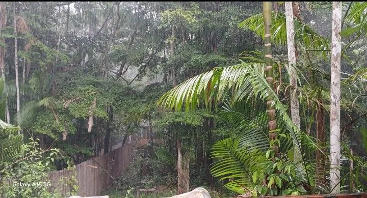 Casa em Pedra Branca 300 mil 