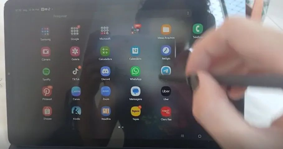 Tablet Galaxy S6 Lite Seminovo com capa e caneta digital. - Foto 3