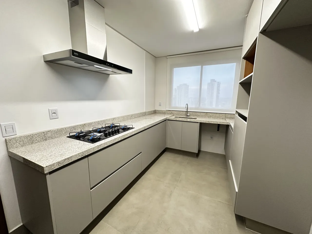 165m² 3 Suítes + escritório no BLANC COM ARMÁRIOS ALUGUEL NASCENTE SETOR BUENO