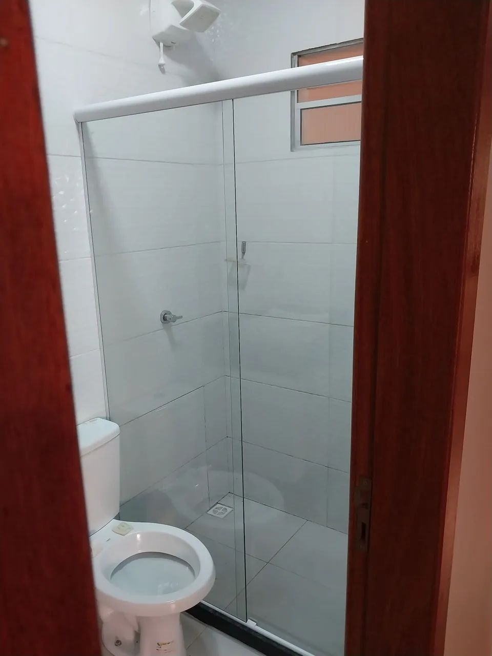 Shower enclosure64330444539779124