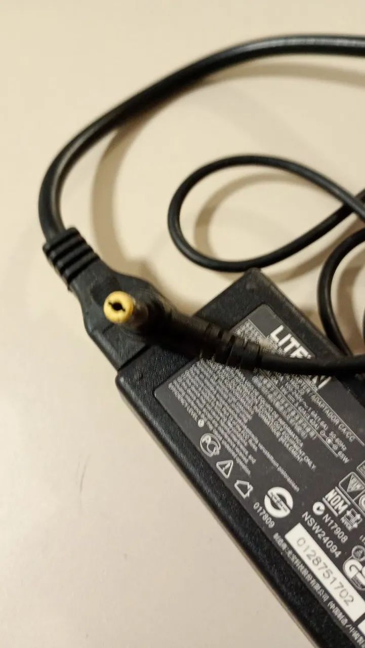 Carregador Notebook Acer 50 reais para vim buscar ok  - Foto 3