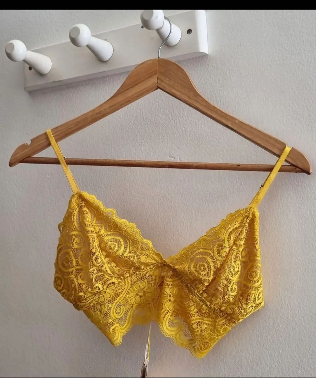 Top em renda amarelo P novo !