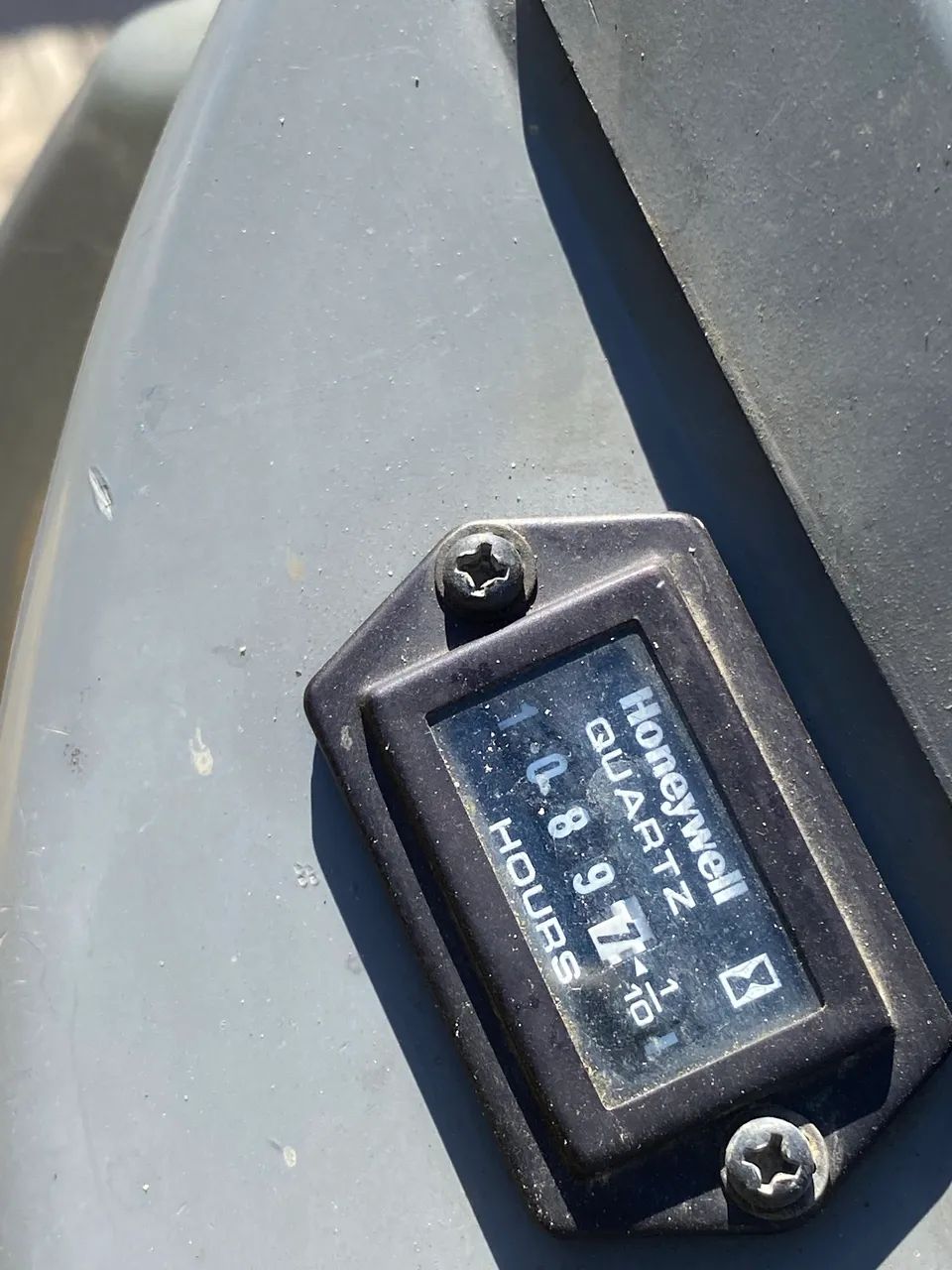 Mini escavadeira vendo ou troco  - Foto 2