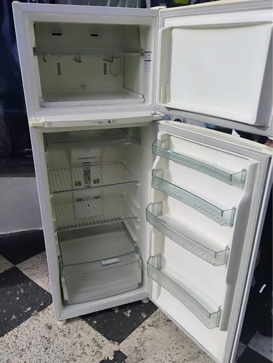 Geladeira Brastemp 340L - Foto 2