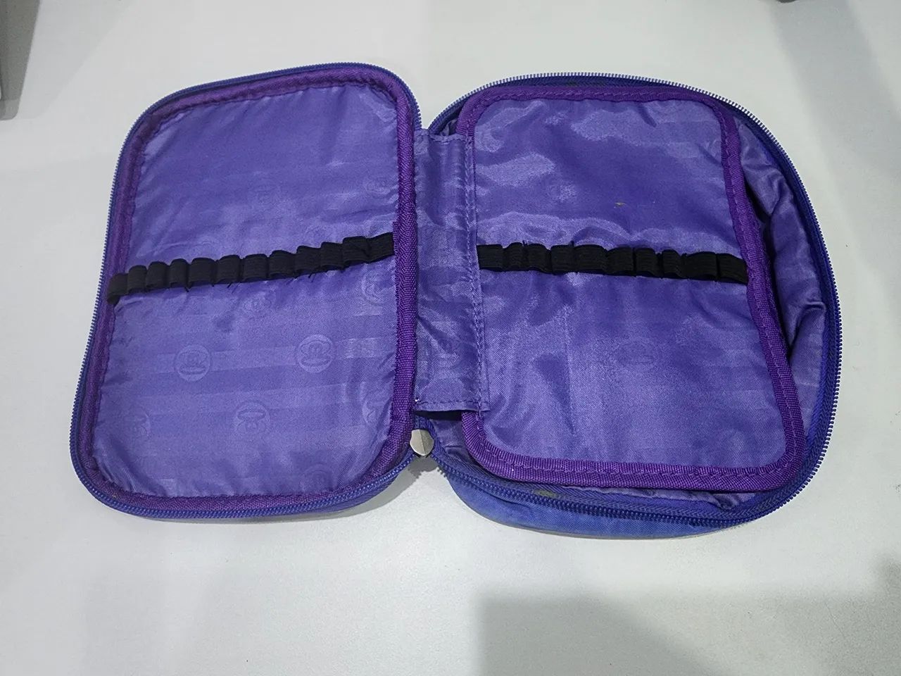 Estojo Paul Frank Original Violeta - Foto 3