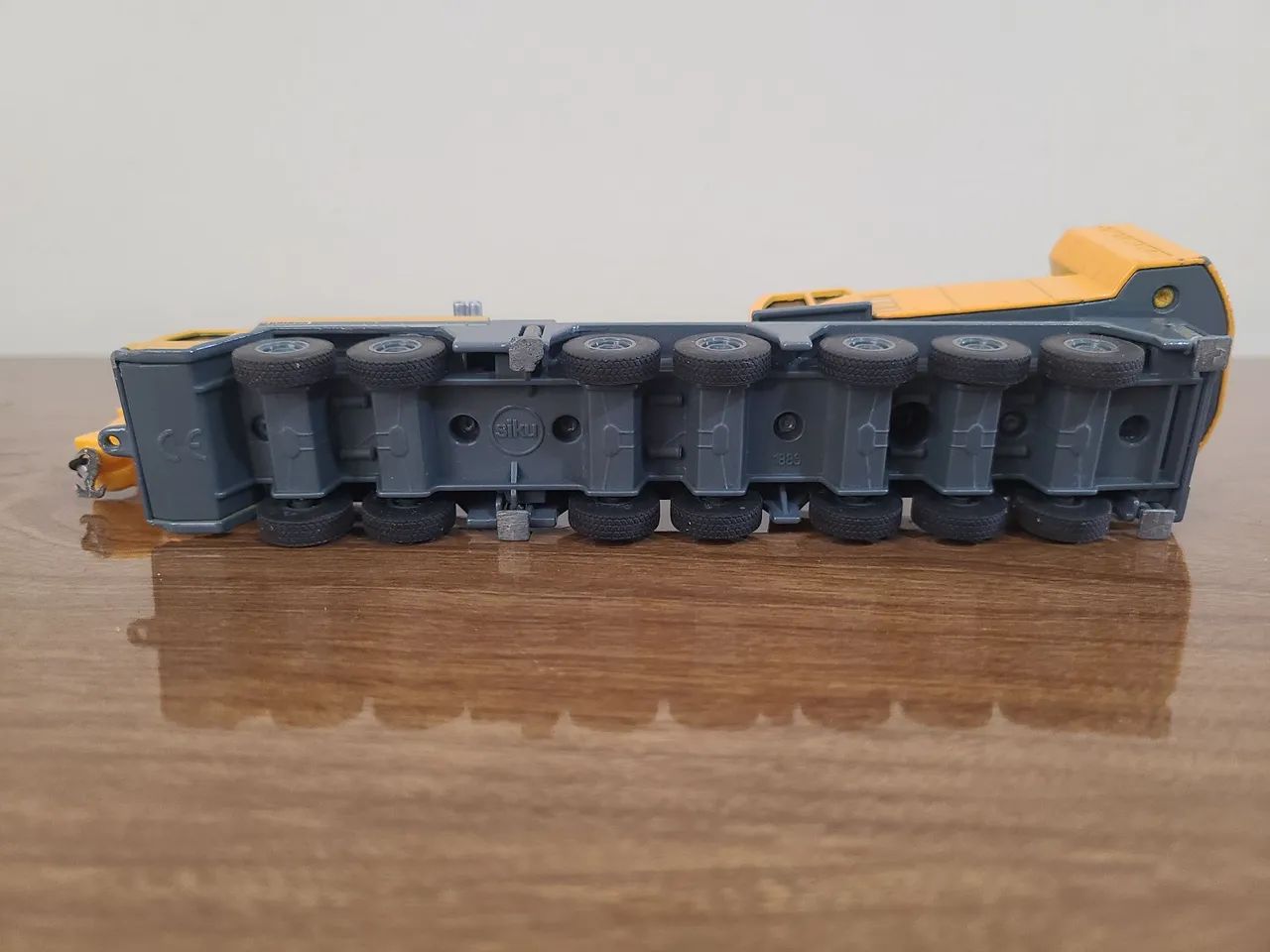 Carrinho Miniatura Caminhão Guindaste Liebherr LTM 400T Siko Diecast Metal 1:87 - Foto 6