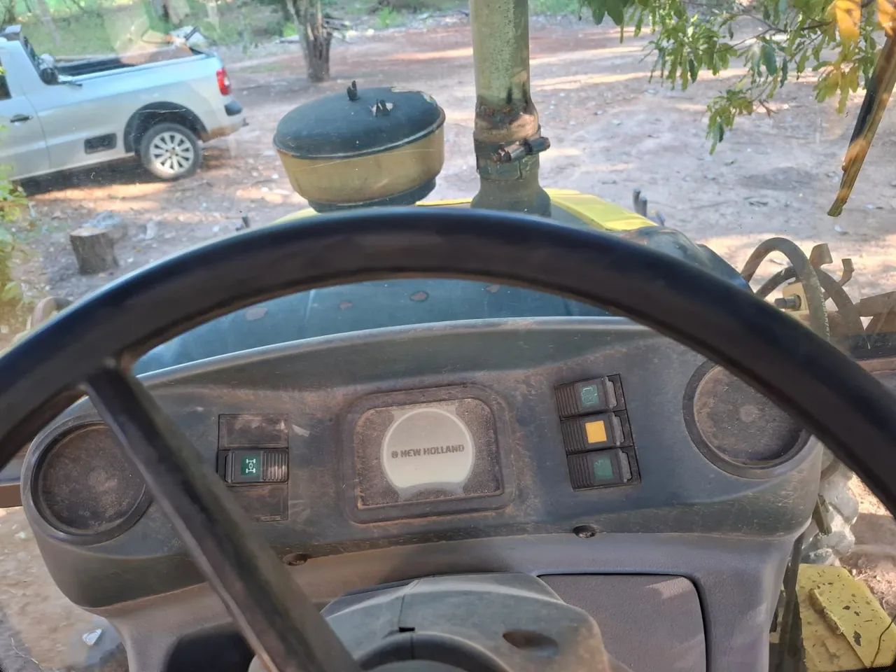 RETROESCAVADEIRA NEW HOLLAND B95B 2012 - Foto 4