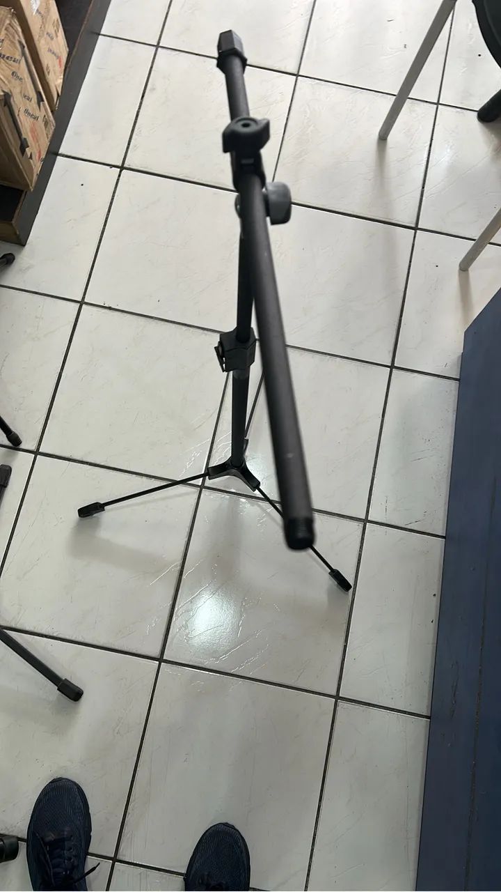 Pedestal para microfone 