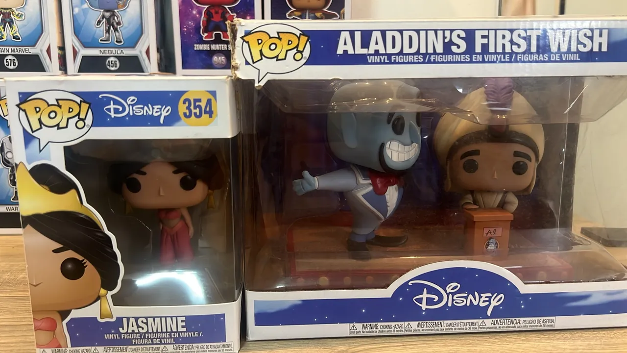 Funko pop Jasmine #354 e Aladdin #409