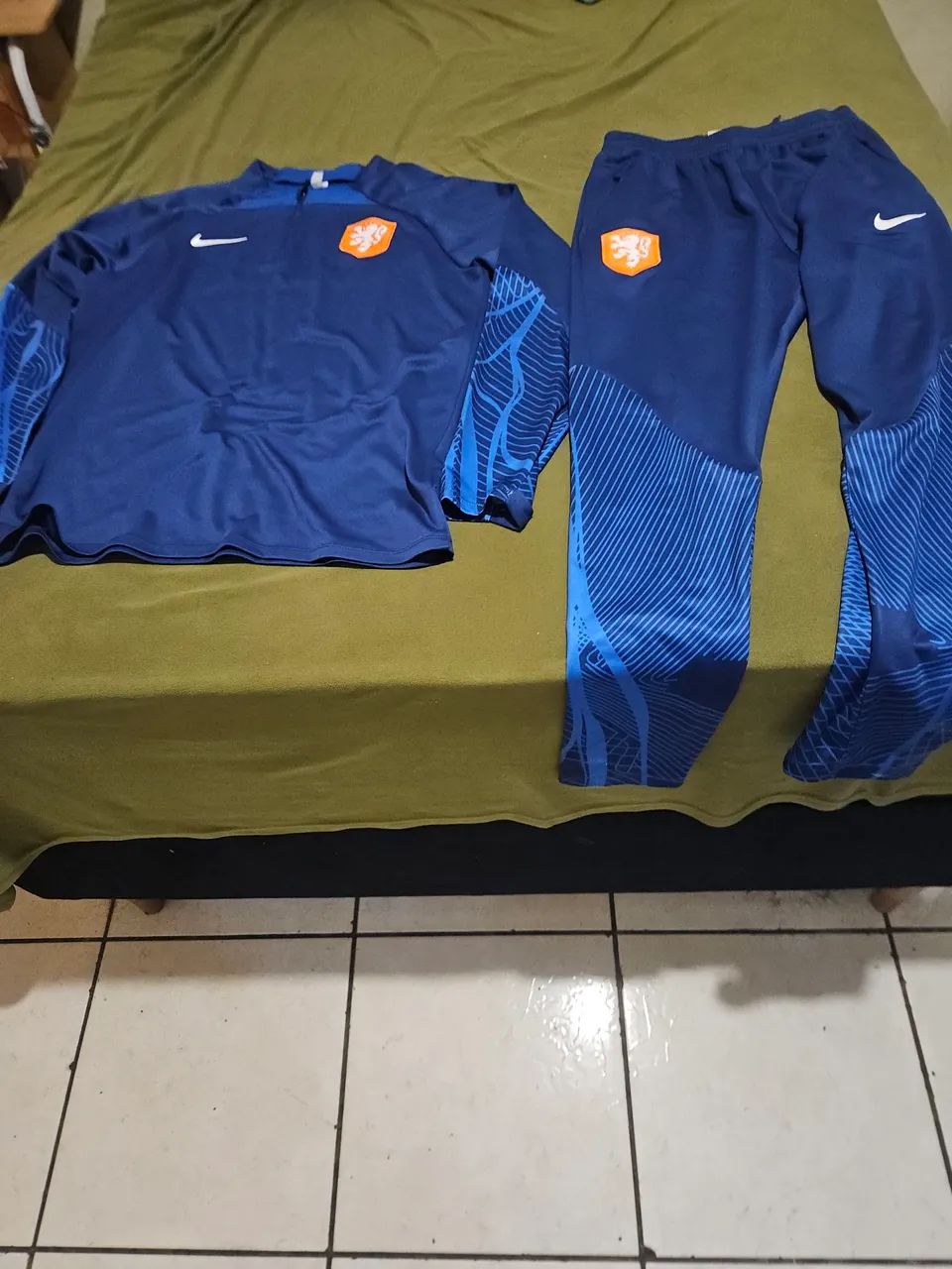 Agasalho nike  seleção Holanda gg - Foto 2
