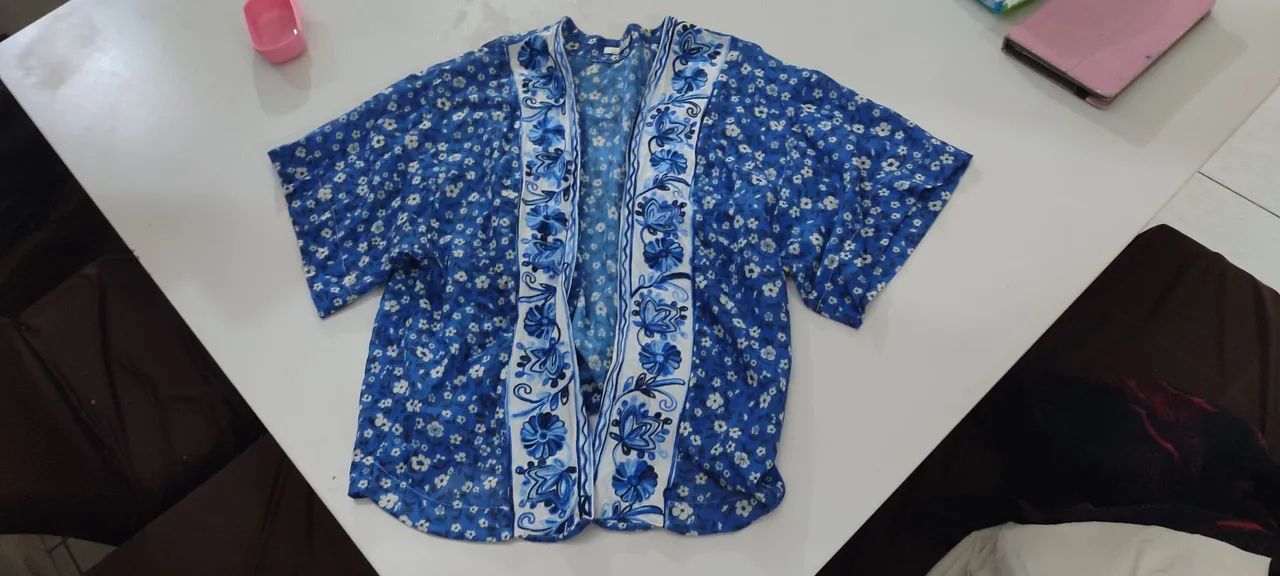 Vestido estampado com detalhes - Foto 5