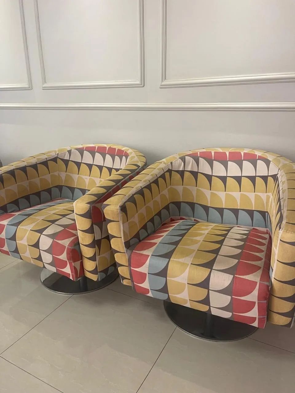 Poltronas Giratórias Modernas - Design Exclusivo - Foto 2