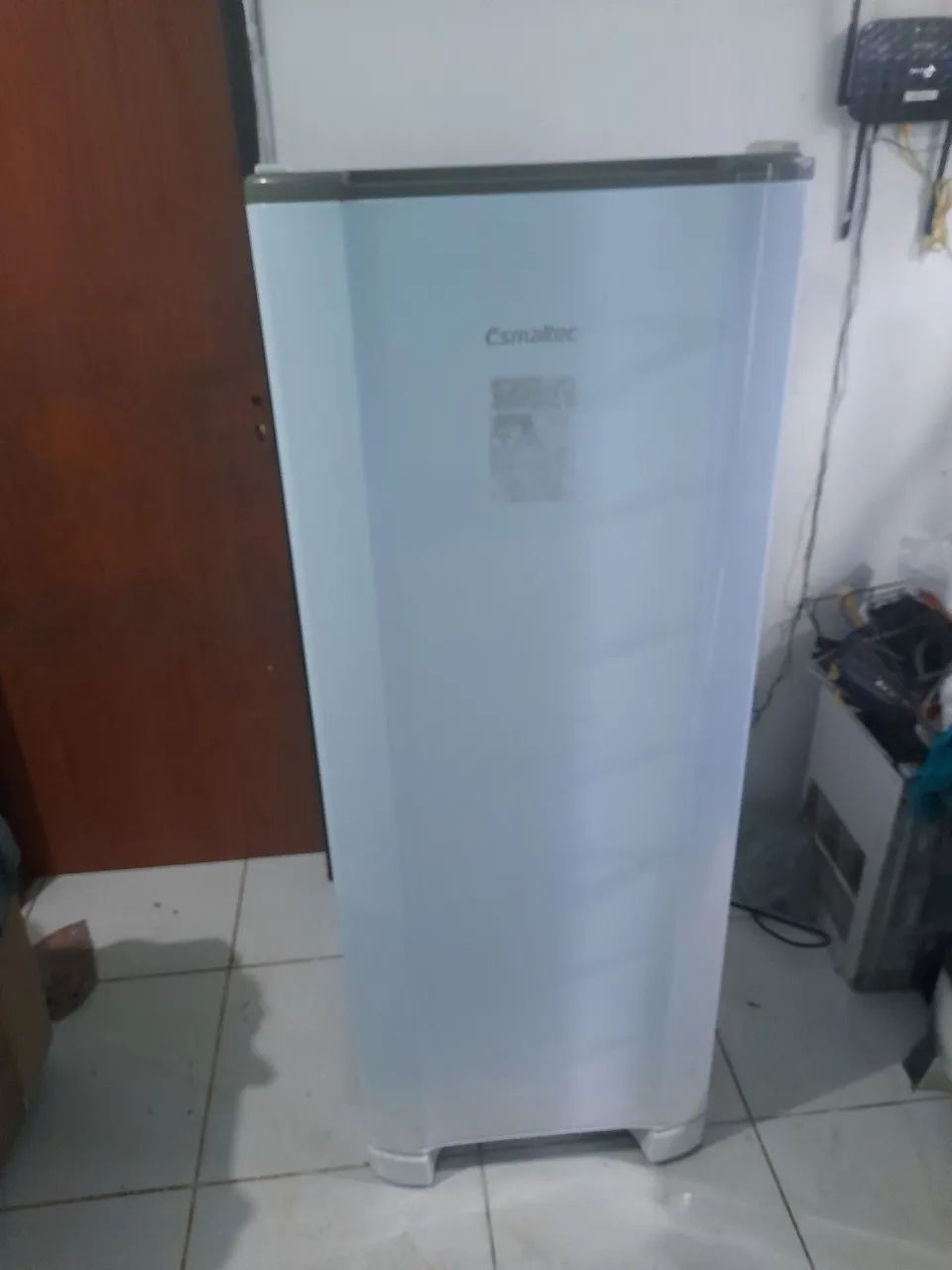 Geladeira Esmaltec