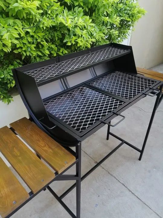 Churrasqueira de ferro com estrutura móvel - Foto 5