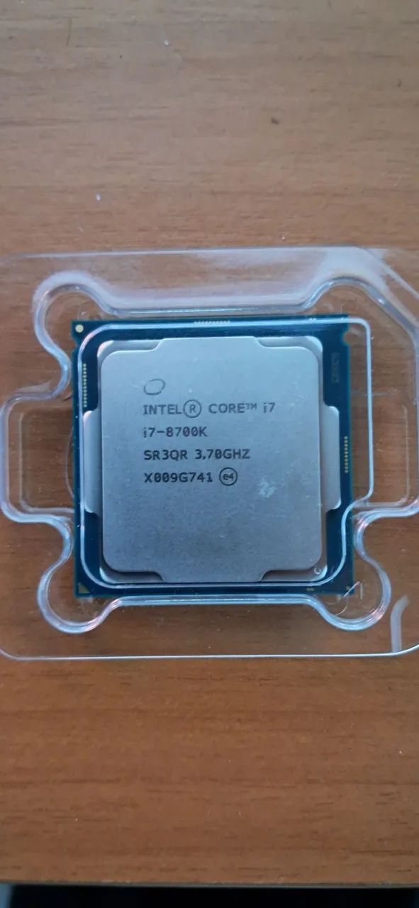 Intel Processor I7 Seventh Generation 3.7 GHz NEW63824101096835120
