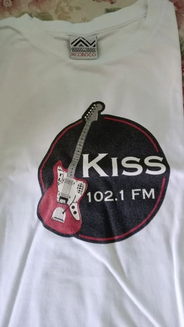 2camiseta da rádio Kiss fm g impecável 