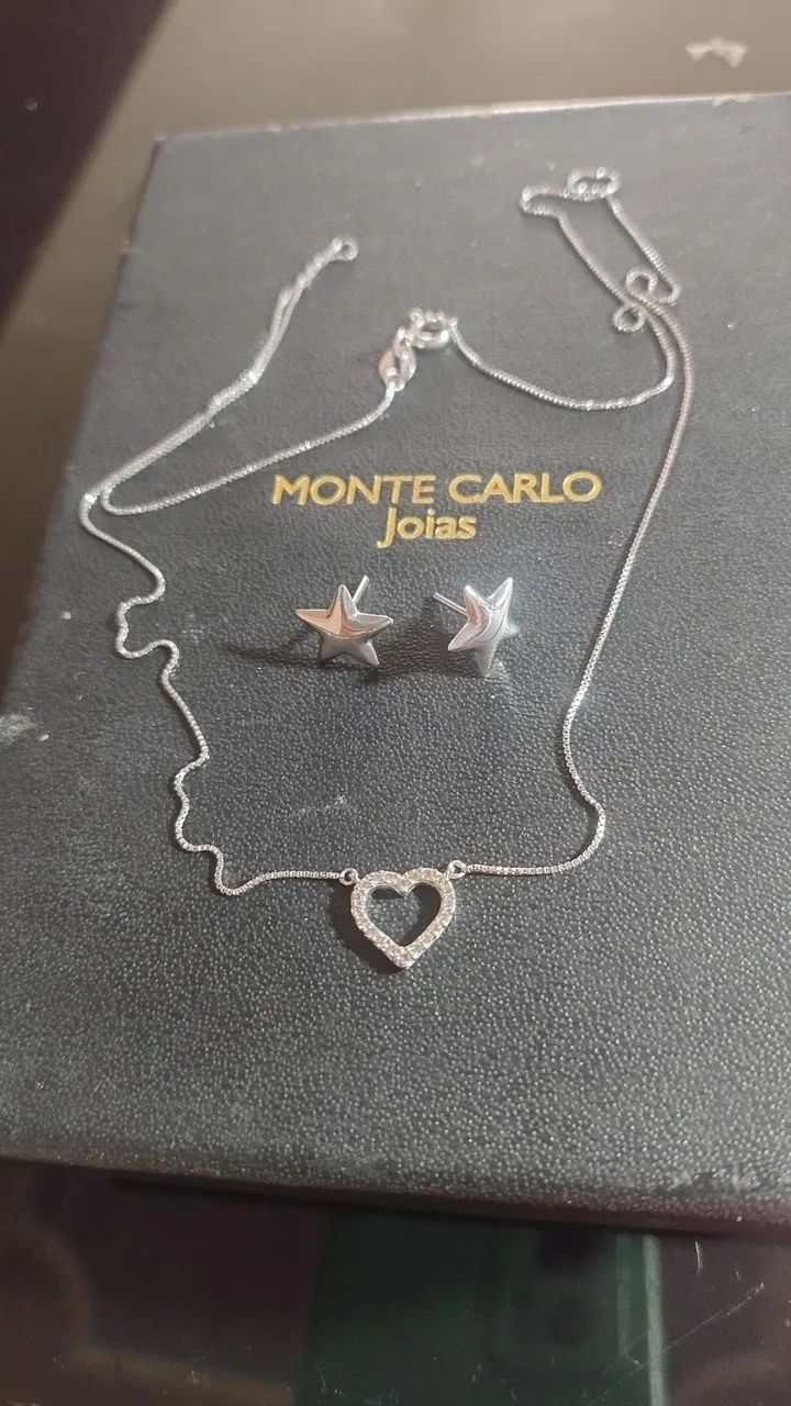 Conjunto de Colar e Brincos em ouro 18k branco ji