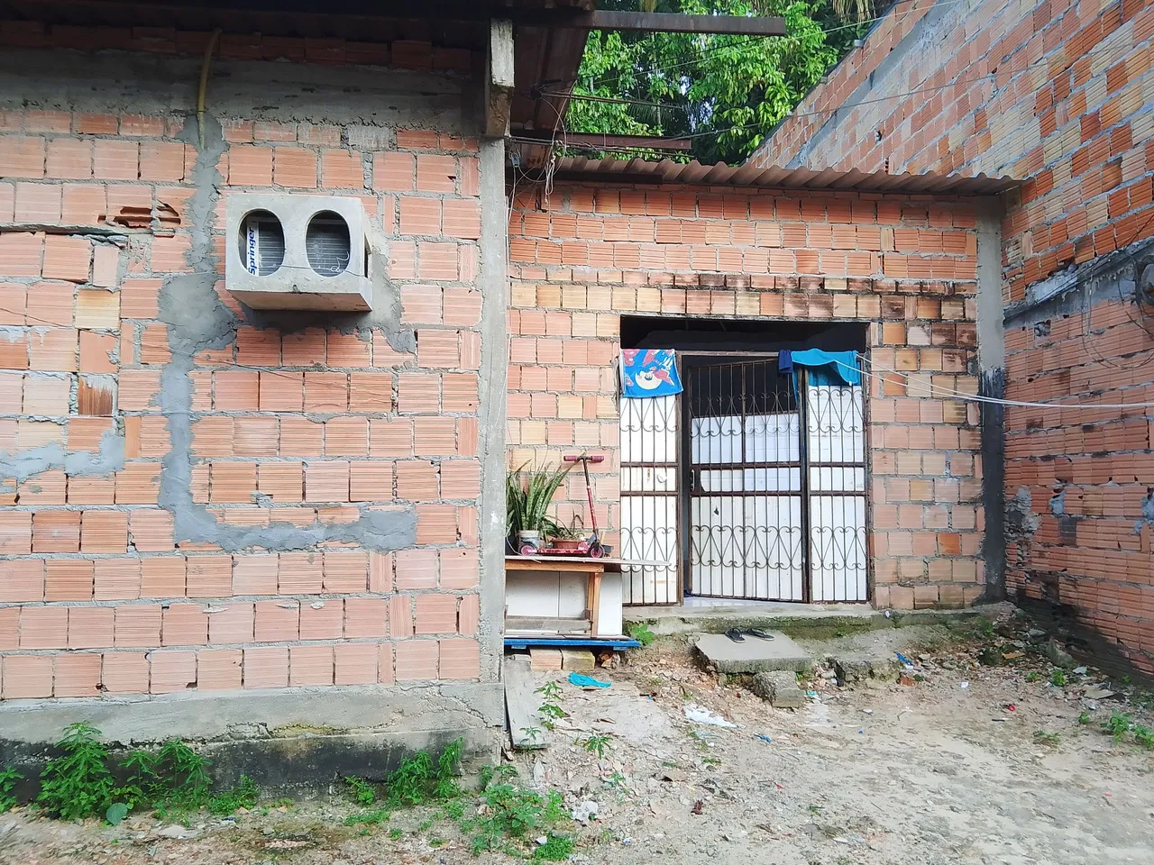 Vendo essa casa bairro coroado3