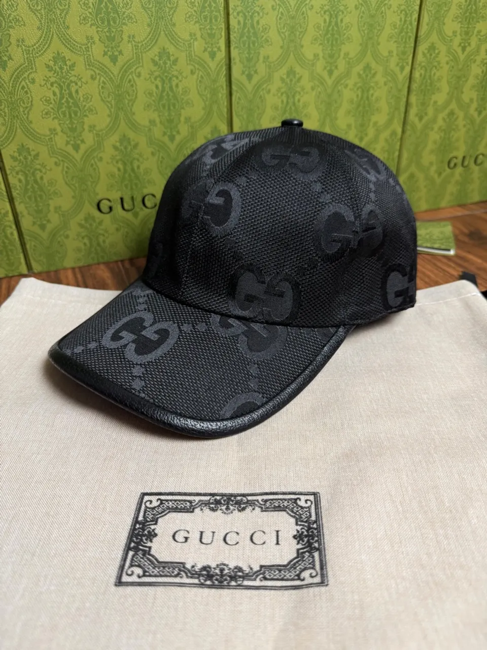 Boné Gucci Jumbo GG ( monograma Big )