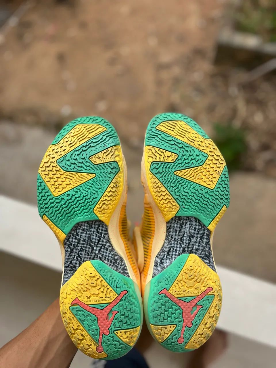 Air Jordan 37 Low EASY FRESH SQUEEZED - Calçados Esportivos