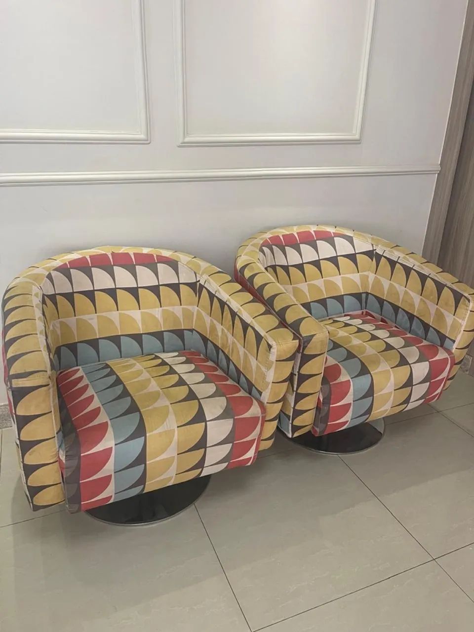 Poltronas Giratórias Modernas - Design Exclusivo - Foto 4