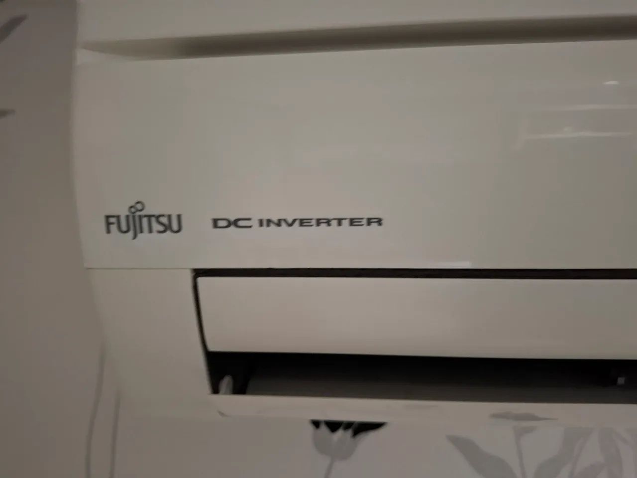 Ar Condicionado Split 9000 BTU Quente/Frio - Inverter - FUJITSU - 220v - ASBA09LGC - Foto 3