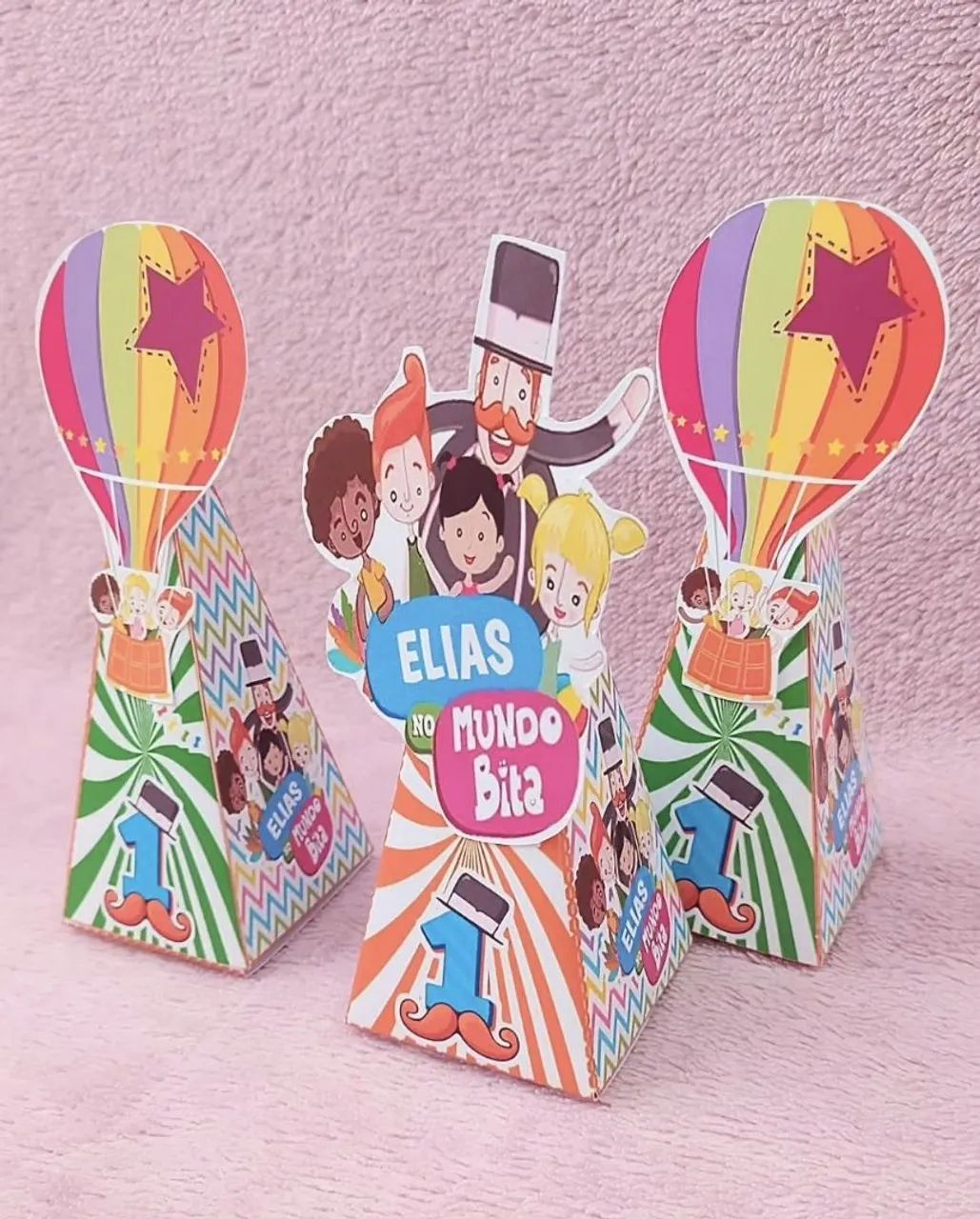Sacolas e caixinhas Personalizadas Mundo Bita  - Foto 3