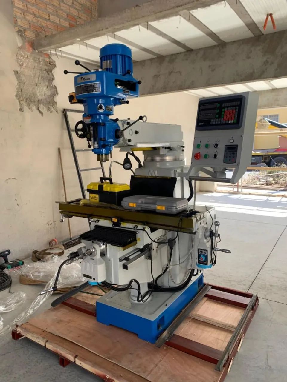 Fresadora de herramientas ISO 4064961552489346123