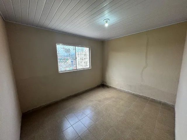 Alugo casa com 03 quartos próximo ao Centro de Colatina - Subida do Moacir Brotas - Foto 4