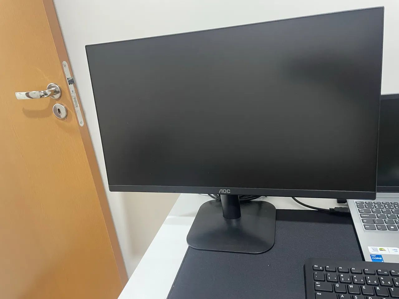 Vende-se monitor AOC 24? + mouse e teclado - Foto 3