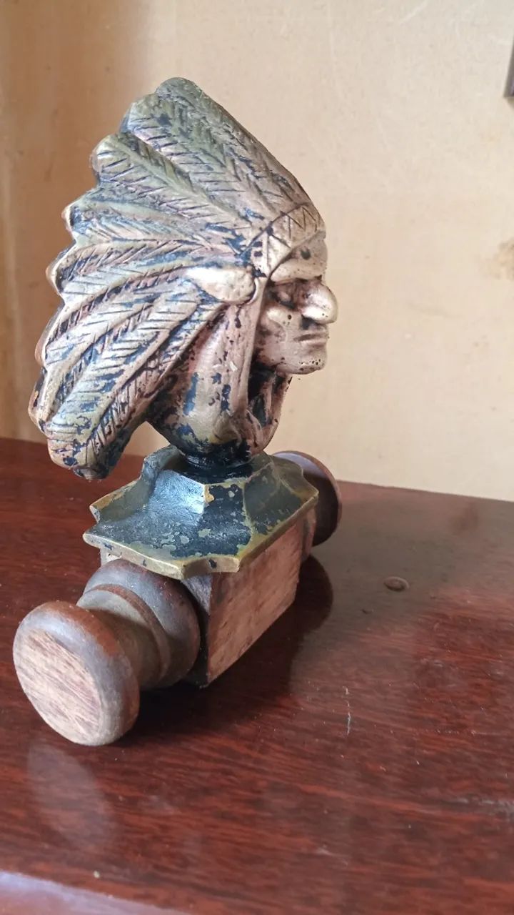 Busto Representando Cabeça de Índio Americano - Foto 2